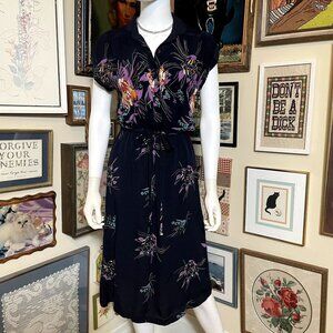 80s Vintage Black and Purple Floral Crepe Cap Sleeve Midi Shirt Dress Size S